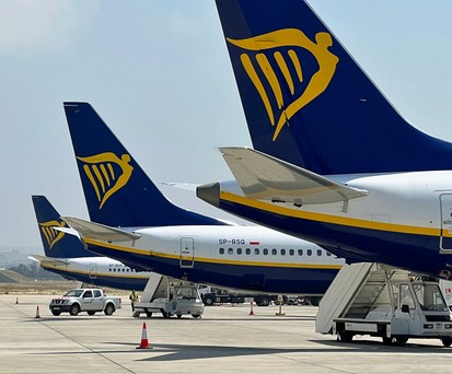 Flugzeuge von Ryanair: Der Chefpilot benahm sich daneben - und musste nun gehen.