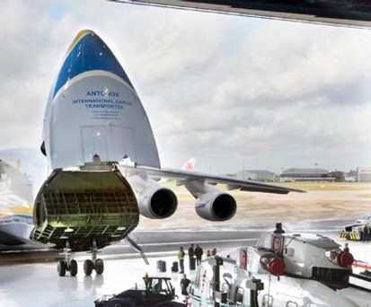 Die Entwicklung der Antonov An-124 begann in den Siebzigerjahren. Ursprünglich ging es darum, einen großen Transporter für die sowjetische Armee zu bauen.