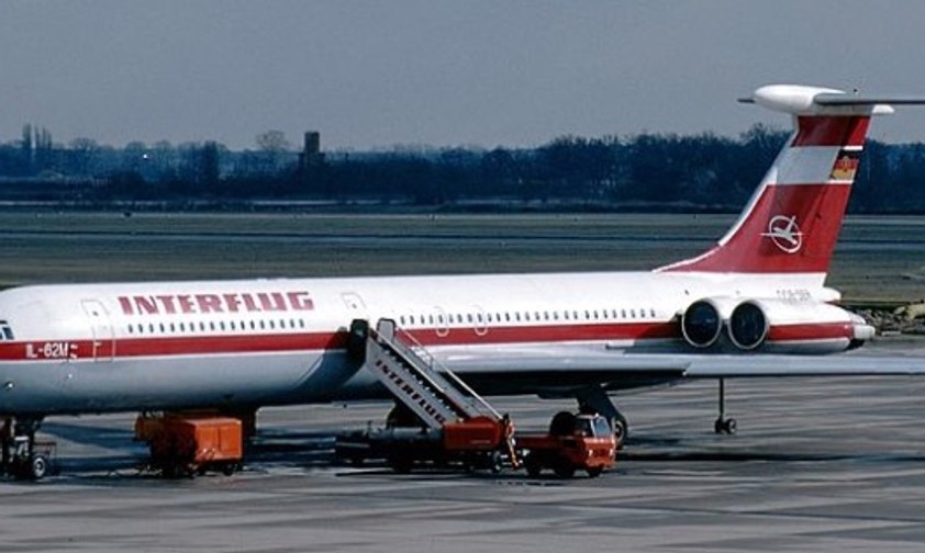 Eine Iljuschin Il-62 von Interflug: Die Unglücksmaschine war erst zwei Jahre vor dem Absturz als erste Il-62 in den Dienst von Interflug gestellt worden.