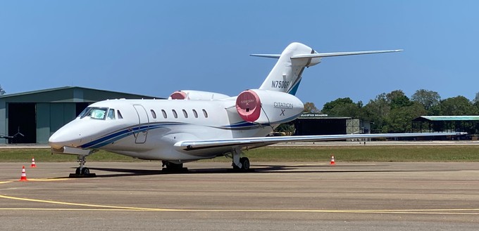 ... ein Businessjet des Typs Cessna 750 Citation X, ...