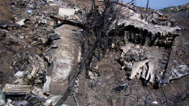 Am 4. Dezember 2005 kam es auf Flug ZU522 von Helios Airways zu einem Druckabfall. Die Boeing 737-300 stürzte am Ende in eine Hügel als das Kerosin ausging. 121 Menschen starben.