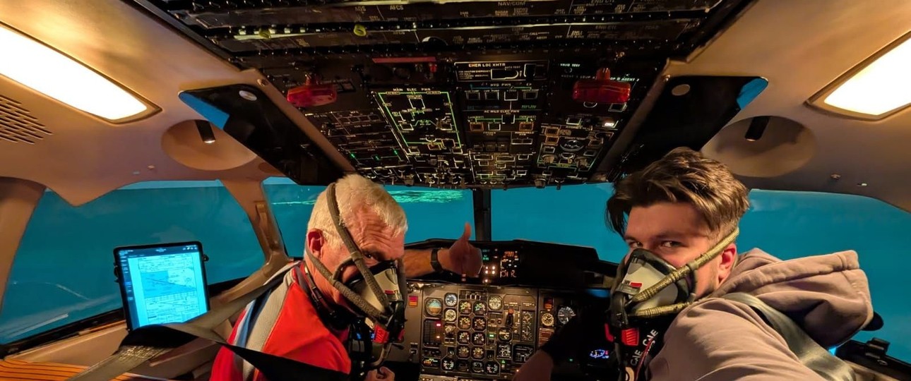 Jesper Rungholm im Cockpit: Er fühlt sich fit, um noch lange zu arbeiten.