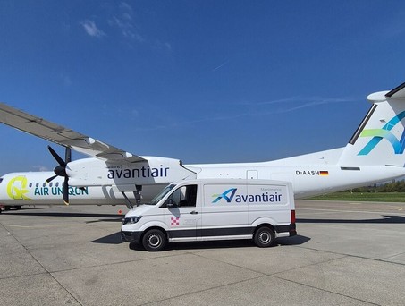 De Havilland Canada Dash 8-400 von Air Uniqon: Die Flüge werden von Avanti Air durchgeführt.