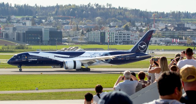 lufthansa boeing 787 9 d abpu zuerich 05