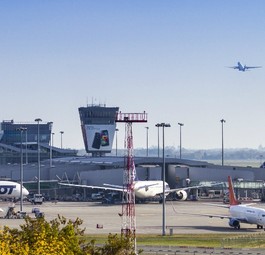 Flughafen Chopin in Warschau: Wenn der Nachfolger kommt, wird Warschaus bisheriger Airport geschlossen.