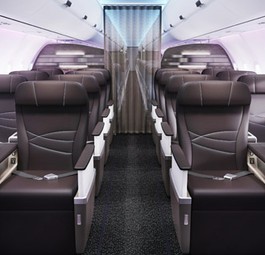 Viel Platz bietet die Business Class in den Airbus A321 Neo von Hawaiian Airlines. Hier gibt es braune Ledersitze, die sich zum Schlaf deutlich, aber nicht ganz nach hinten klappen lassen.