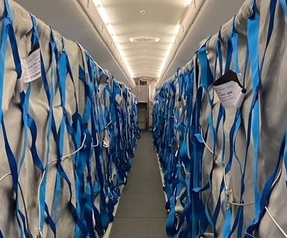 'Class F Quick Change'-Lösung in einer Embraer E195: Kabine wird zum Frachtraum.