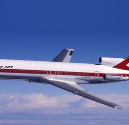 Die Boeing 727: Der dreistrahlige Jet trägt die Triebwerke am Heck, ...