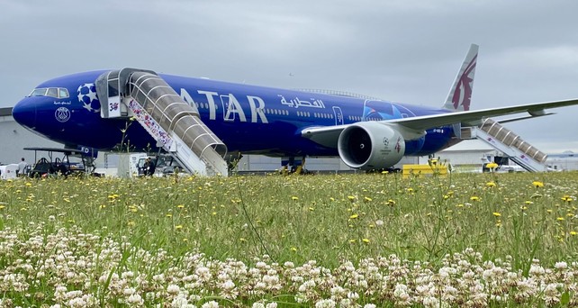 paris air show bilder qatar airways boeing 777 psg