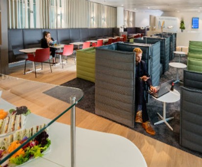 Europa Lounge am Flughafen München: Frisch renoviert.