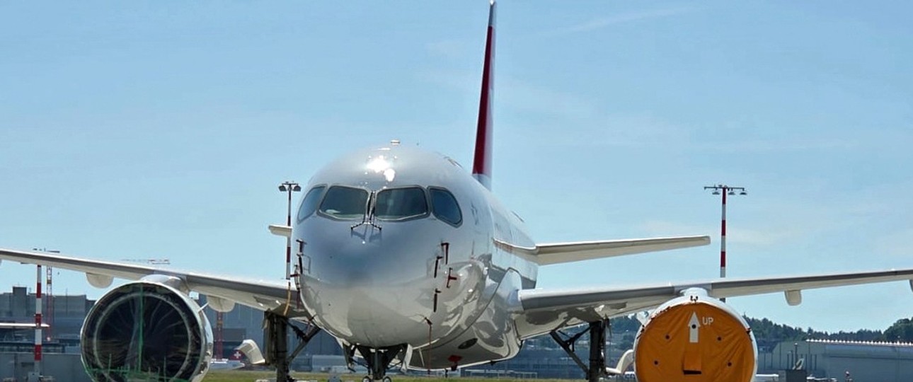 Geparktes Flugzeug ohne Triebwerke: Die Motorenprobleme belasten die Airlines.