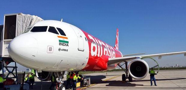 Flieger von Air Asia India: Andere passen Tarife an.