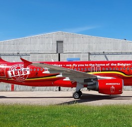Brussels Airbus A320 mit dem Kennzeichen OO-SNA in seiner neuen Lackierung. Vorher ...