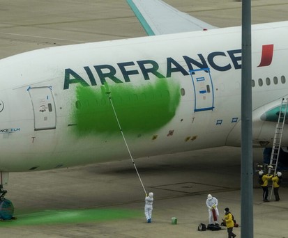 Greenpeace will so Greenwashing in der Branche anprangern.