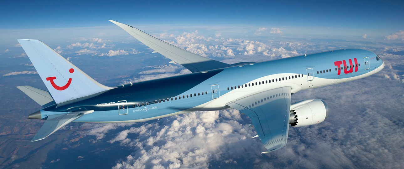 Flugzeug von Tui: Eine Familie wird ihre Reise bestimmt nicht vergessen.