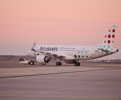 brussels airlines airbus a320 neo oo sba