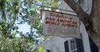 Pan American World Airways: Das erste Büro war auf Key West in Florida - noch heute erinnert ein nostalgisches Zeichen an den «Geburtsort» der Airline. Die Airline schaffte es nicht aus der Krise.