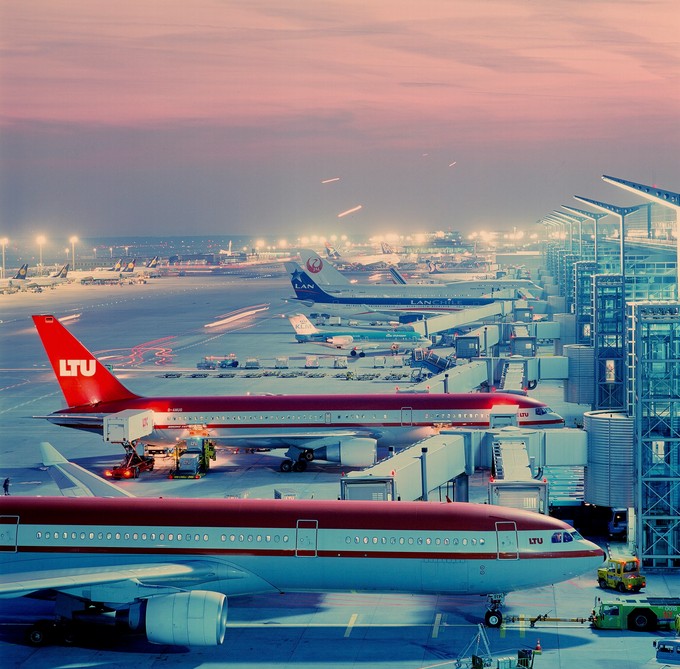 Terminal 2 im Jahr 1999: Beim Start ein hochmodernes Gebäude.