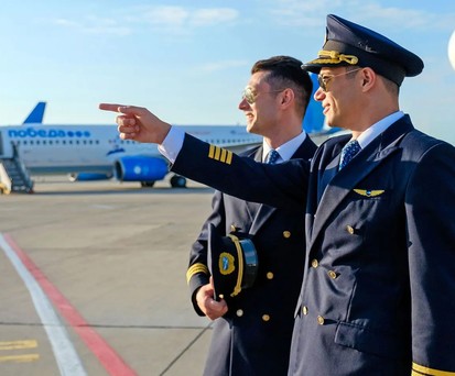 Piloten von Pobeda: Im April haben sich zwei Piloten für 20 Minuten abgemeldet.