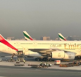 Airbus A380 von Emirates: 15 der Superjumbos der Fluglinie müssen zur Detail-Inspektion.