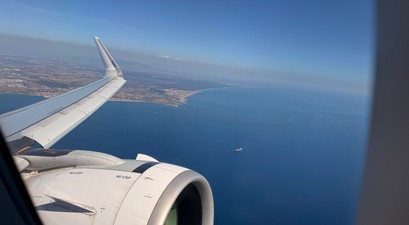 Blick aus dem Airbus A321 LR von ITA Airways: Einmaliges Angebot.