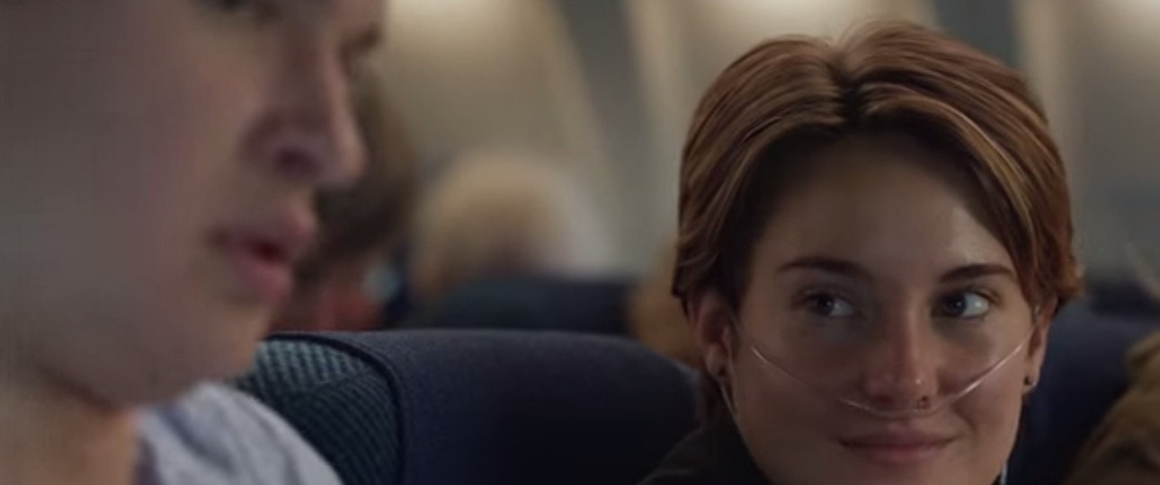 Szene aus dem Film «Das Schicksal ist ein mieser Verräter»: Flugreisen können für Passagiere mit zusätzlichem Sauerstoffbedarf teuer werden.