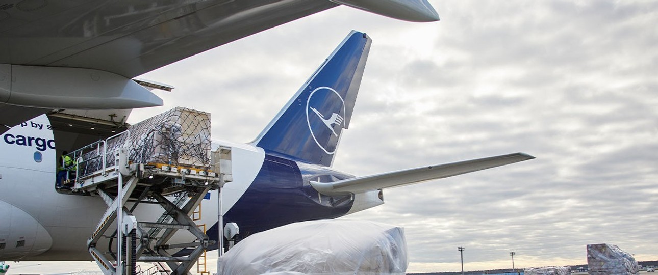 Frachtverladung bei Lufthansa Cargo: Guter Start ins Jahr.