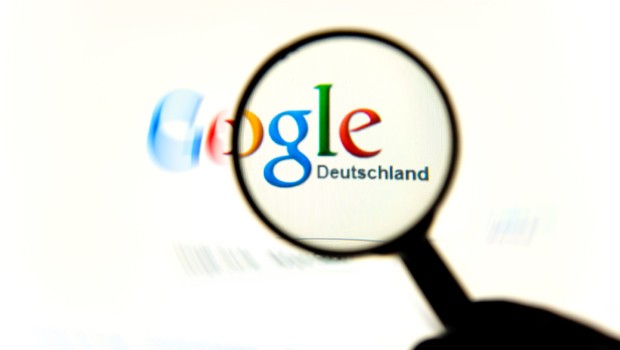 Google plant seine Flugsuche zu verbessern und Ryanair will dabei mitmischen. Bislang sträubte sich Ryanair gegen den Verkauf via Portale.