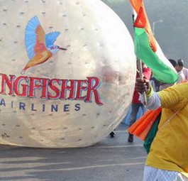 Werbung für Kingfisher am Mumbai Marathon 2012: Wieder voller Hoffnung.