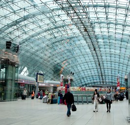 Rang 5: Knapp in die Top Five hat es Frankfurt geschafft. Derzeit liegt der größte deutsche Airport bei rund 203.000 Facebook-Fans.