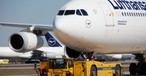 Airbus A340-300 von Lufthansa: Muss ran, falls die Boeing 787 später kommen.