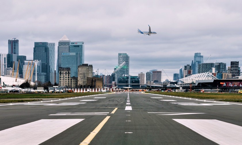 london city airport airbus a320 neo