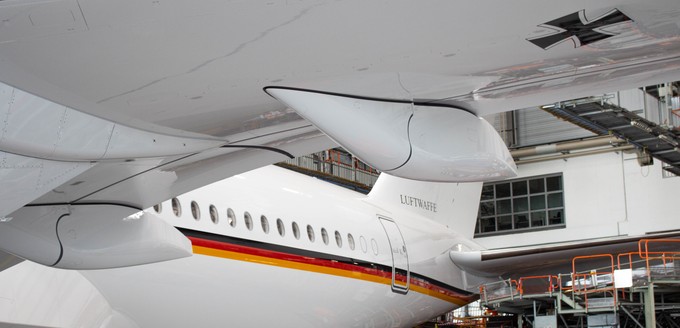 Solange bleibt der A350 vorerst am Flughafen Hamburg-Fuhlsbüttel bei Lufthansa Technik.