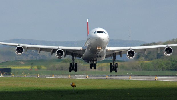 A340 von Swiss am Flughafen Zürich: Start abgebrochen.