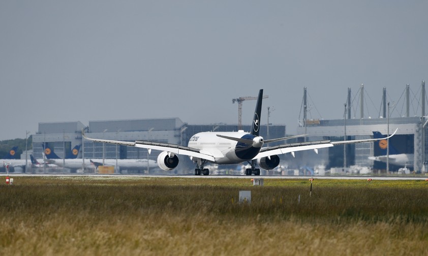 Airbus A350 von Lufthansa: Stockt die Fluglinie auf oder kauft sie das Konkurrenzprodukt?