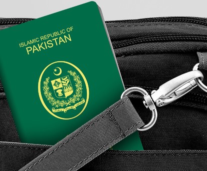 Pakistanischer Pass: Ab sofort beim Stationsleiter abzugeben.
