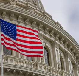 US-Flagge vor dem Kapitol: IN den USA ist ein neues Notam-System gestartet.