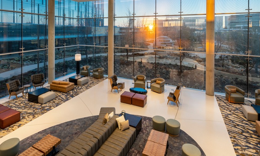 Blick in die Lobby des American Airlines Hotels.