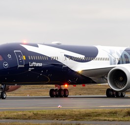 Lufthansa Boeing 787-9 100 Jahre Sonderlackierung