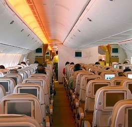 Economy-Kabine einer Boeing 777 von Etihad: Drei Feuer auf einem Flug.