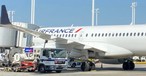 Betankung eines Air-France-Fliegers: Die Gruppe will die EU-Ziele übertreffen.