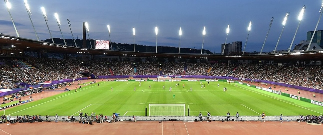 Stadion im Letzigrund in Zürich: Eines der Stadien der UEFA Frauenfußball-EM 2025.