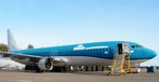 Boeing 737-800 vom KLM: Die PG-BXK wird zerlegt.