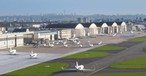 Hangar am Flughafen Le Bourget: Die Parkpositionen werden knapp.