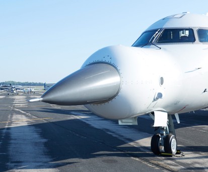 Die Bombardier CRJ700 mit dem Kennzeichen N804X: Testet Technik für Kampfjets.
