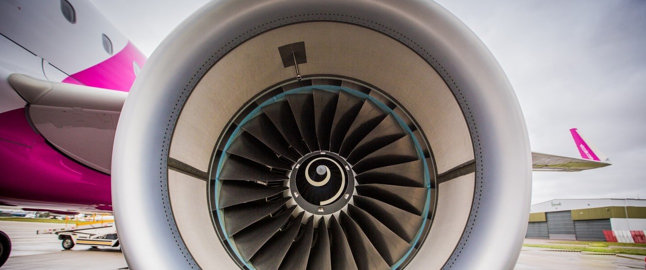 Flugzeug von Wizz Air: Die Triebwerke machten in der Hitze Probleme.