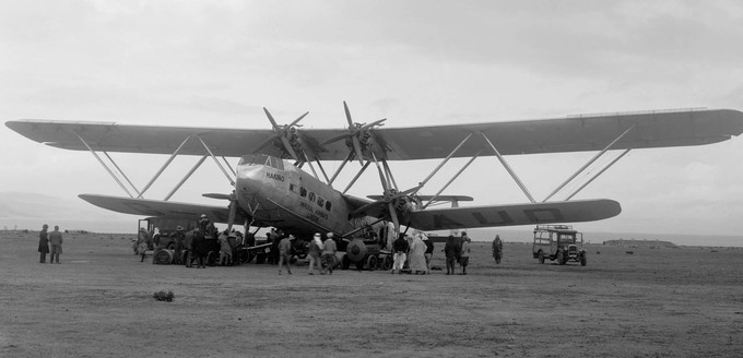 Handley Page H.P.42: Die britische Viermot hob erstmals 1930 ab. Bis zu 24 Passagiere passten in den Langstreckenflieger, von dem acht Exemplare enstanden. Das Modell wurde zum Flaggschiff von Imperial Airways. Im Zweiten Weltkrieg flogen einige Exemplare bei der britischen Luftwaffe. 1940 flog der Typ zum letzten Mal.