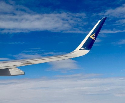 Blick aus einem Airbus A321 LR von Air Astana: Die Airline hat ein neues Segment entdeckt.