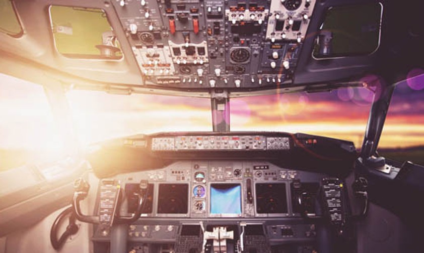 Cockpit: Amerikanische und europäische Piloten prangern an, dass bei Norwegian Air International Dumpinglöhne gezahlt würden.