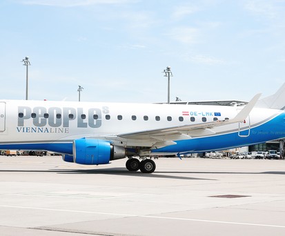 Embraer E170 von People's: Bleibt länger in der Flotte.
